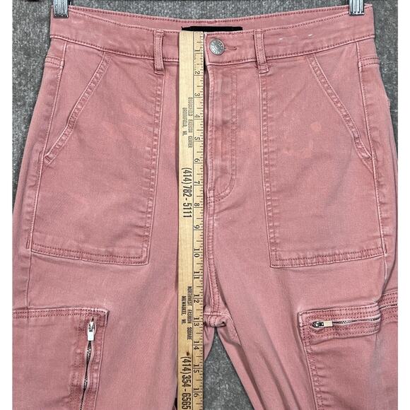 Express Cargo Jeans Womens Size 10 Pink Denim Stretch Super High Rise Crop - Picture 10 of 12